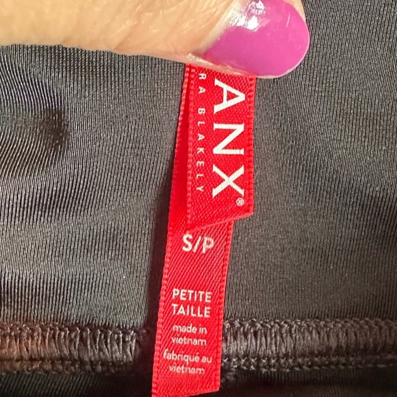 SPANX leggings Leather Size Small petities - Picture 4 of 4